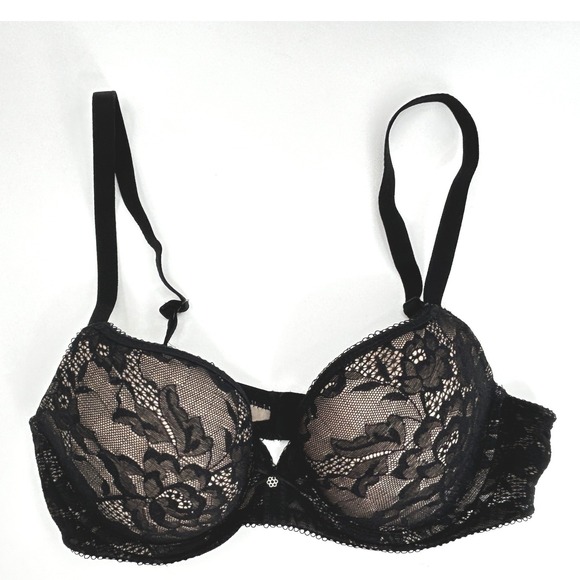 Wacoal Other - Wacoal Womens Lined Underwire Bra 32C Nude Black Lace Overlay Sexy Classic Femme